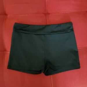 Freestyle Black Dance shorts child size 10-12